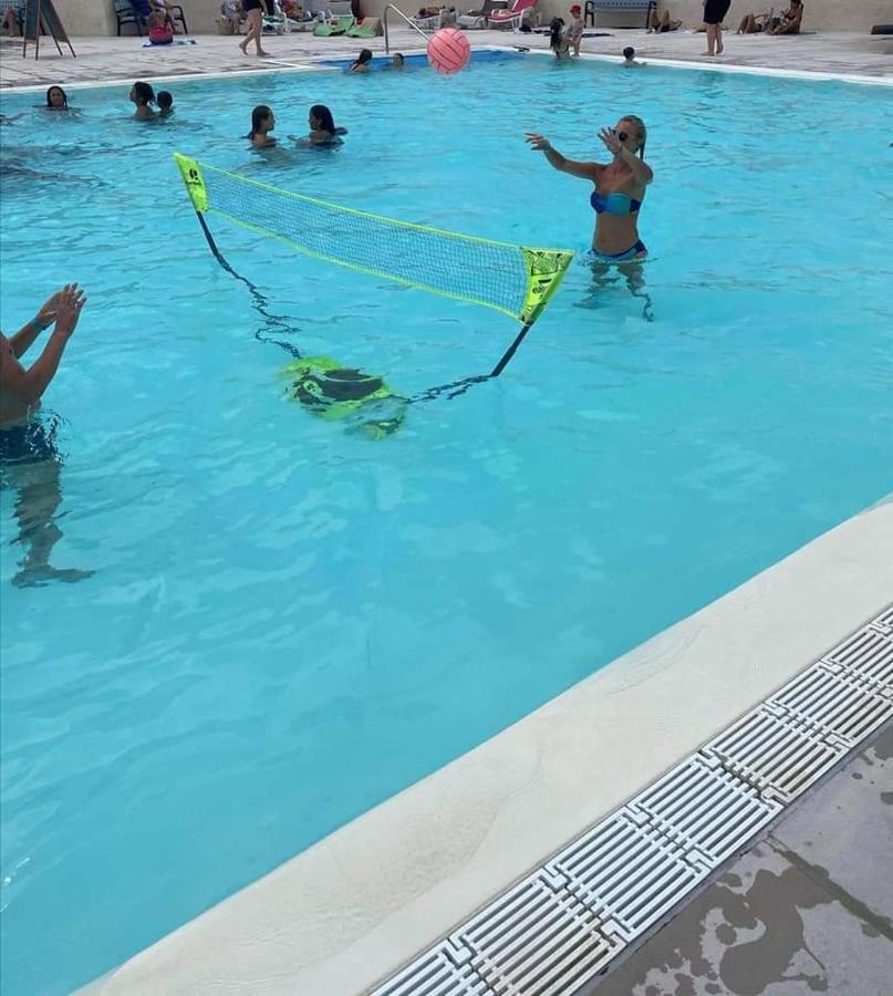 Vacances Familiales Dans Camping Avec Piscine Fréjus Exterior foto