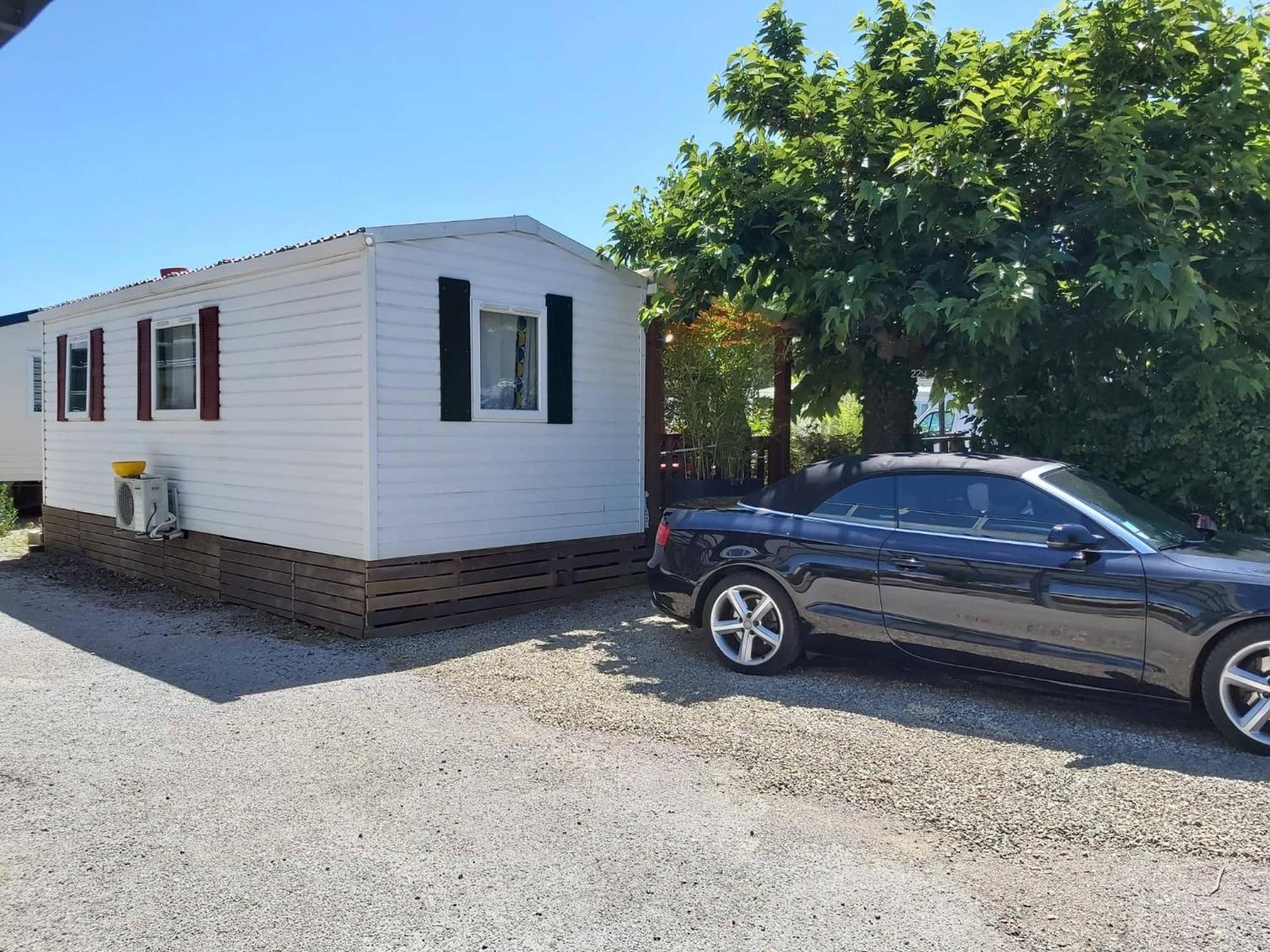 Hotel Vacances Familiales Dans Camping Avec Piscine Fréjus Exterior foto